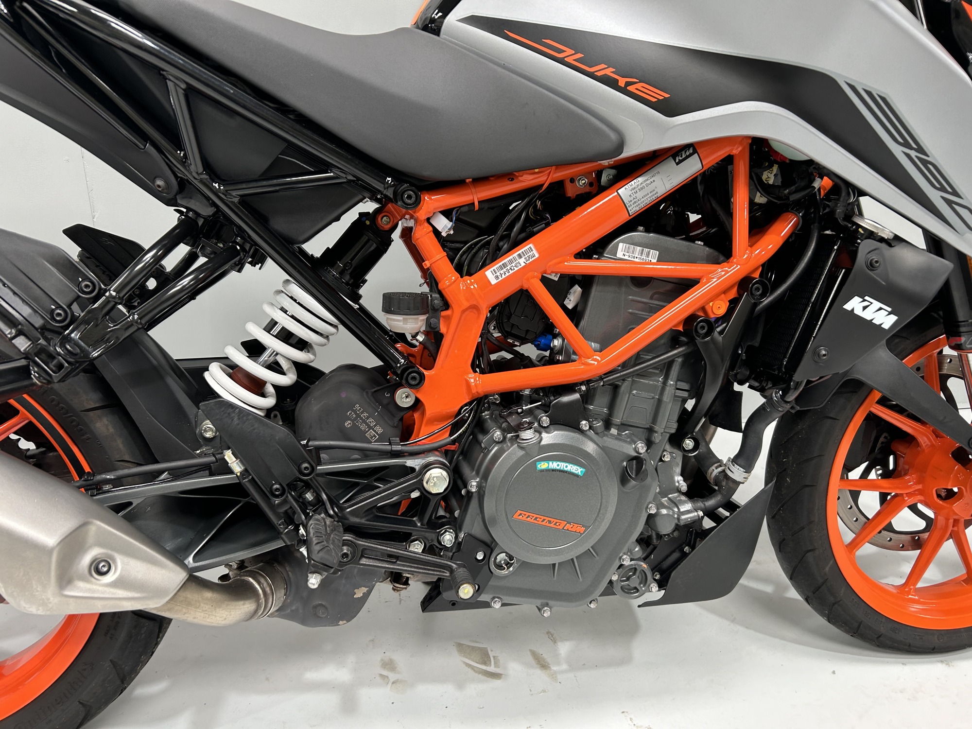 KTM 390 DUKE - NATIONWIDE DELIVERY AVAILABLE - Nationwide Motorbikes